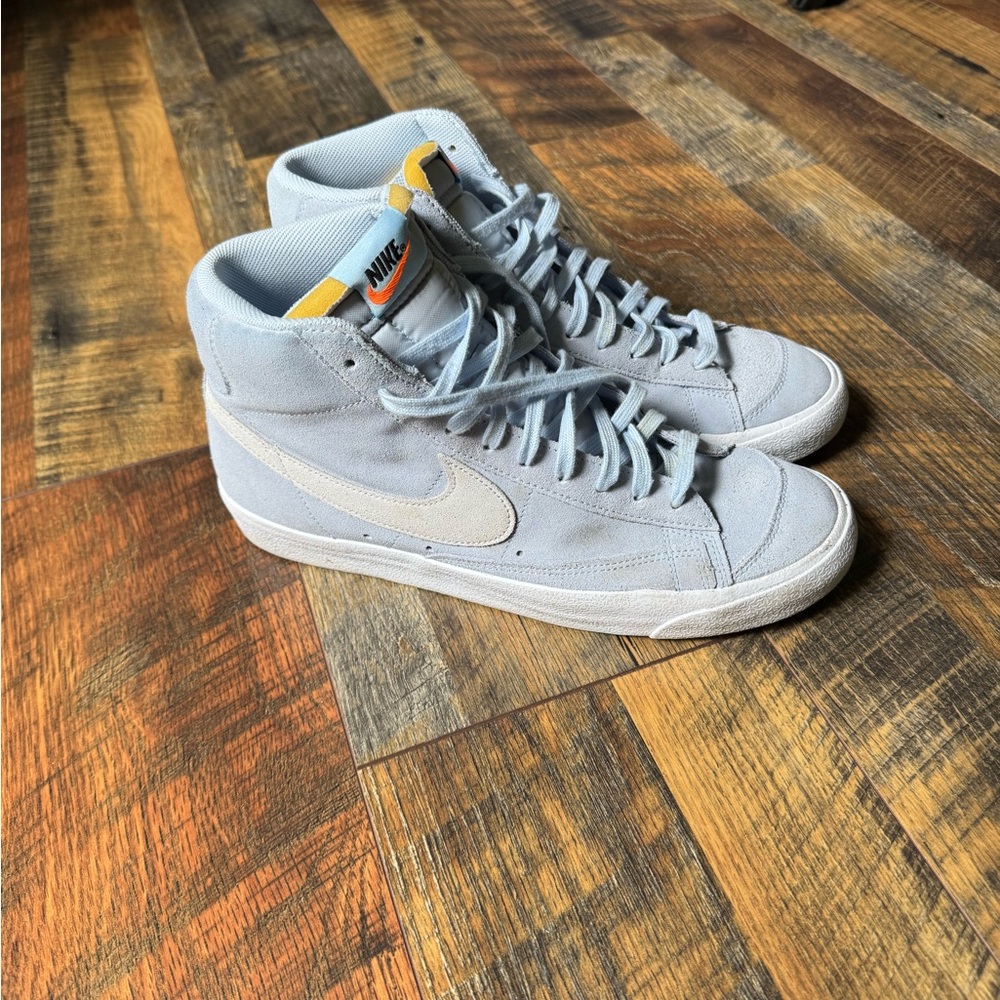 Nike Blazers Sneakers in Soft Blue and White
